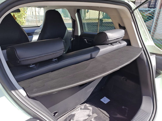 Car trunk cover for T03